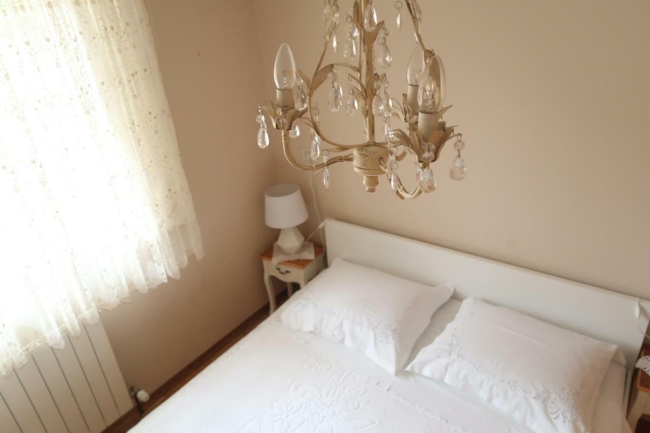 Apartment Casa Podstrana Bagian luar foto