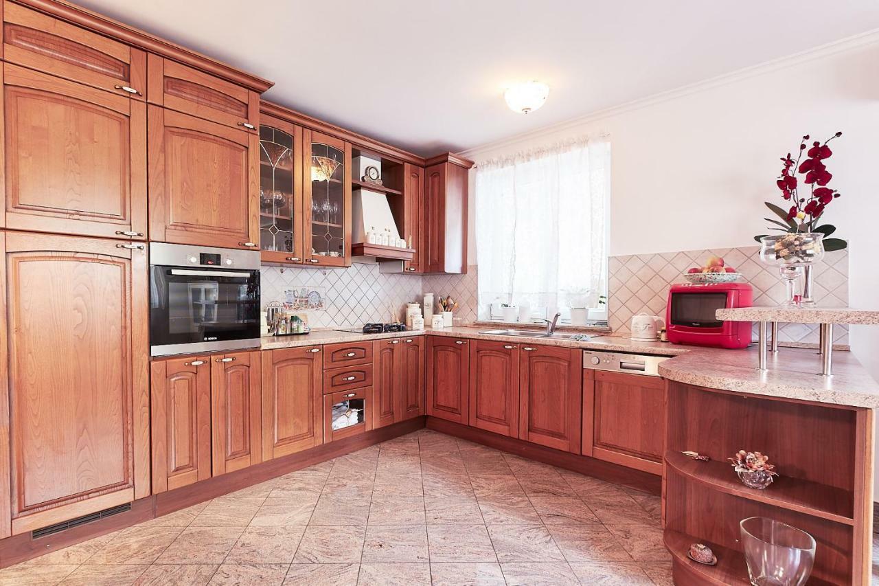 Apartment Casa Podstrana Bagian luar foto